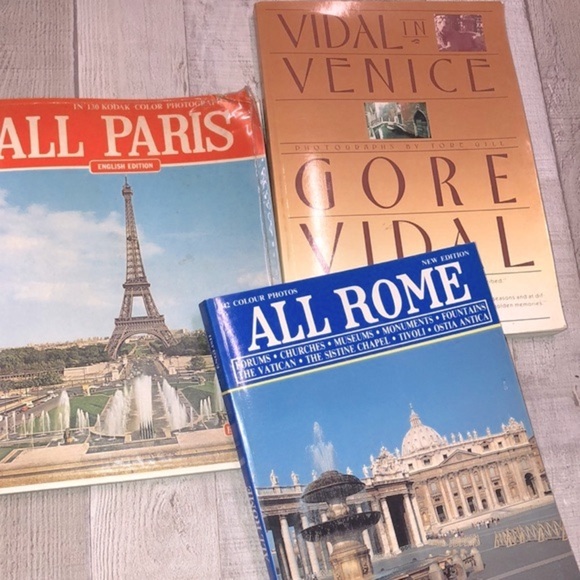 Vintage set of Europe travel guide books - Picture 2 of 8